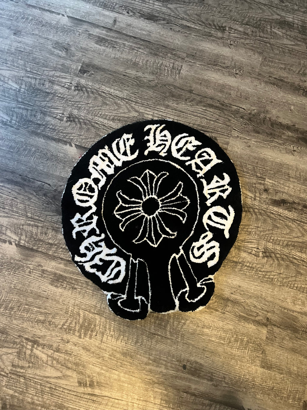 Chrome heart rug